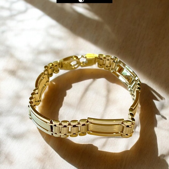 14k Polished and Satin 8.8mm Fancy Bar Link 8.5 inch Mens Bracelet - Picture 16 of 16